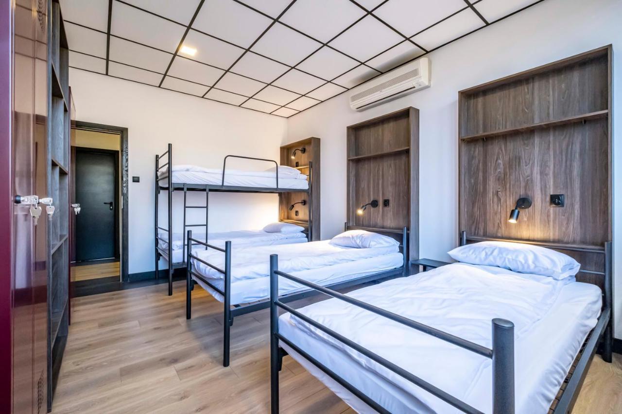 Vola Hostel 华沙 外观 照片