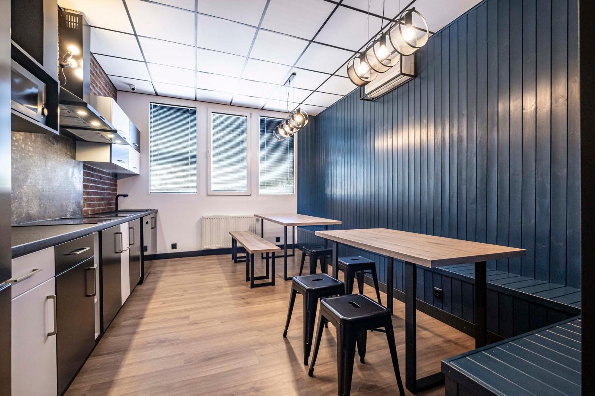 Vola Hostel 华沙 外观 照片