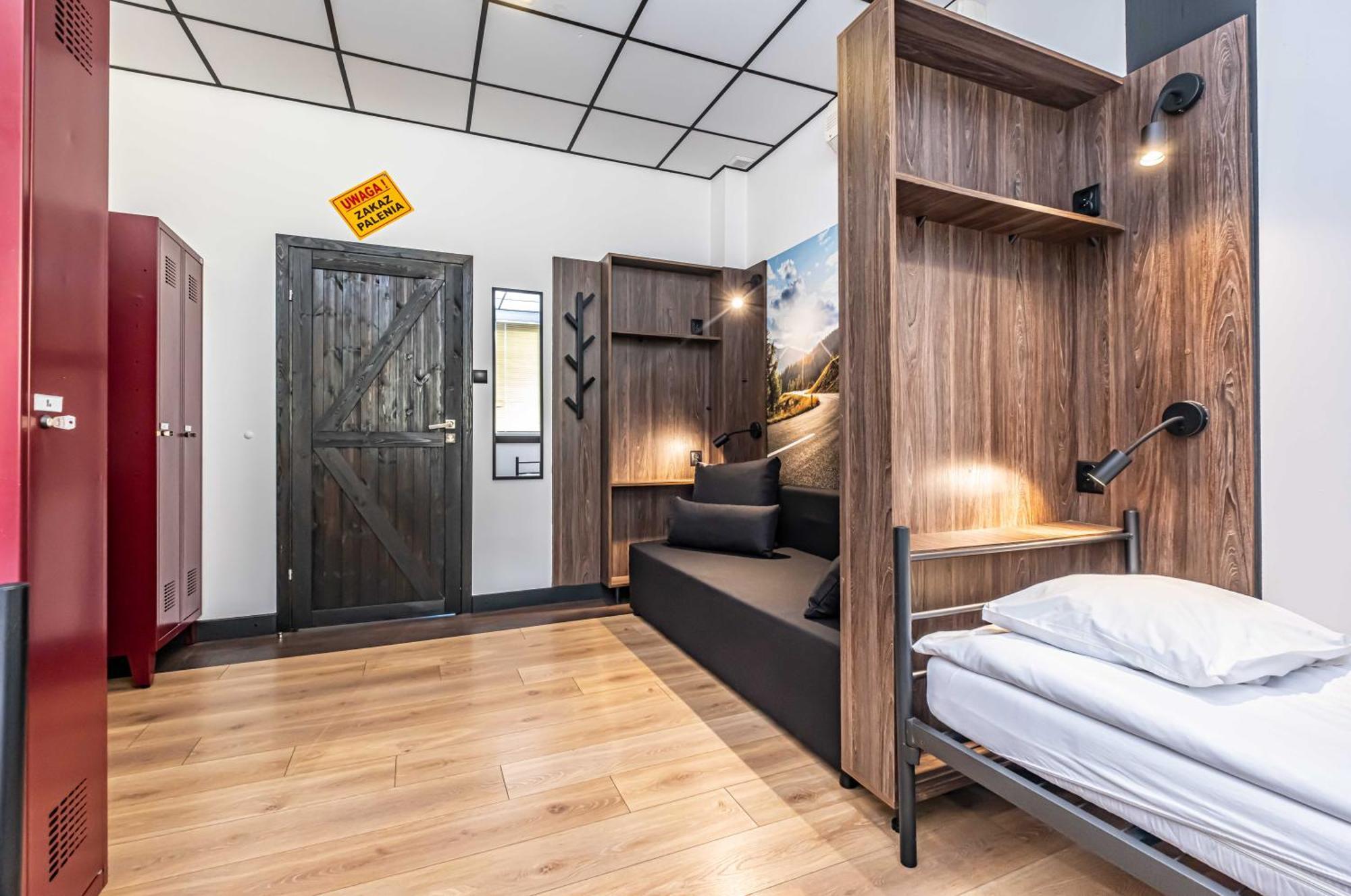 Vola Hostel 华沙 外观 照片