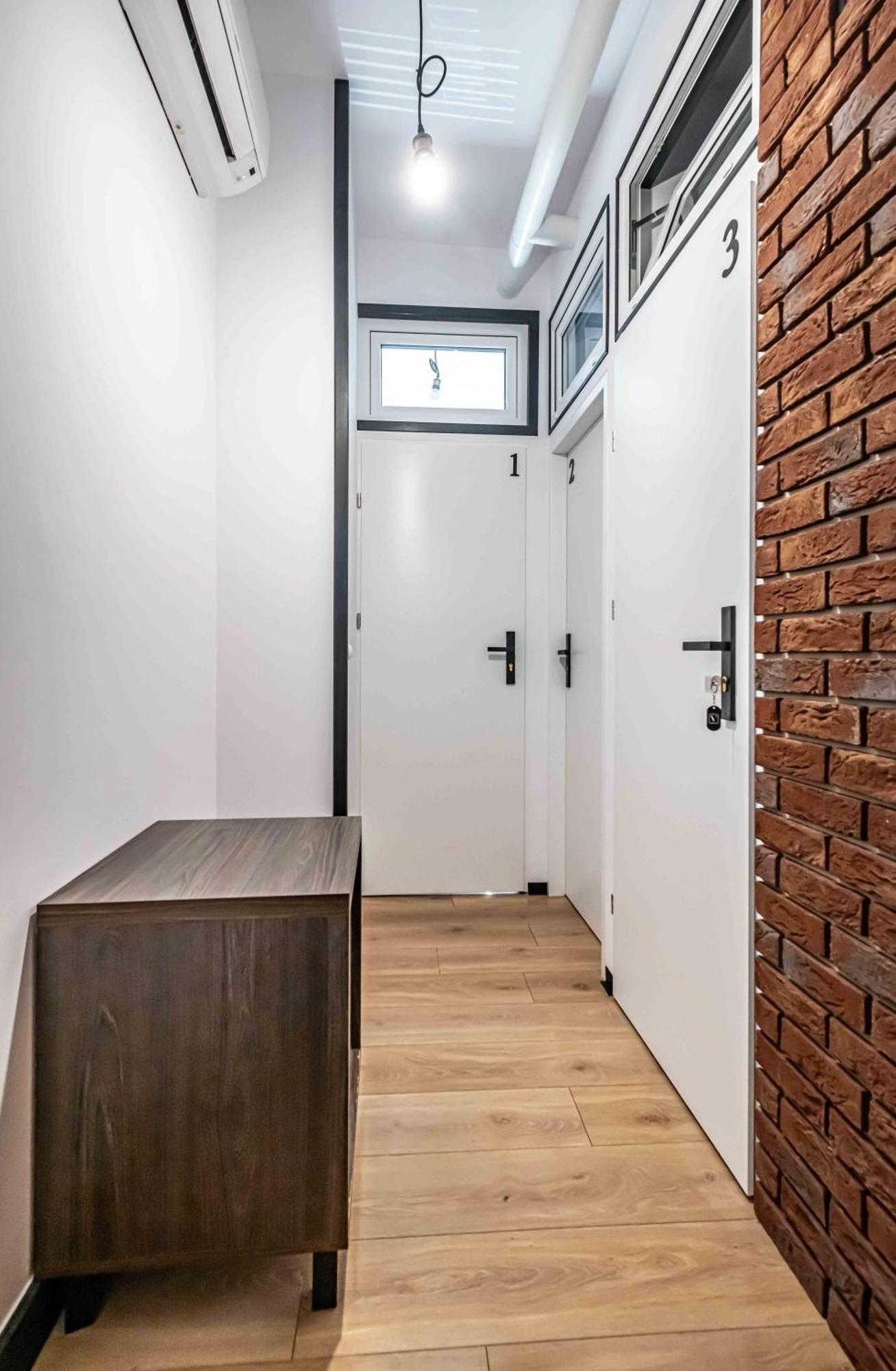 Vola Hostel 华沙 外观 照片