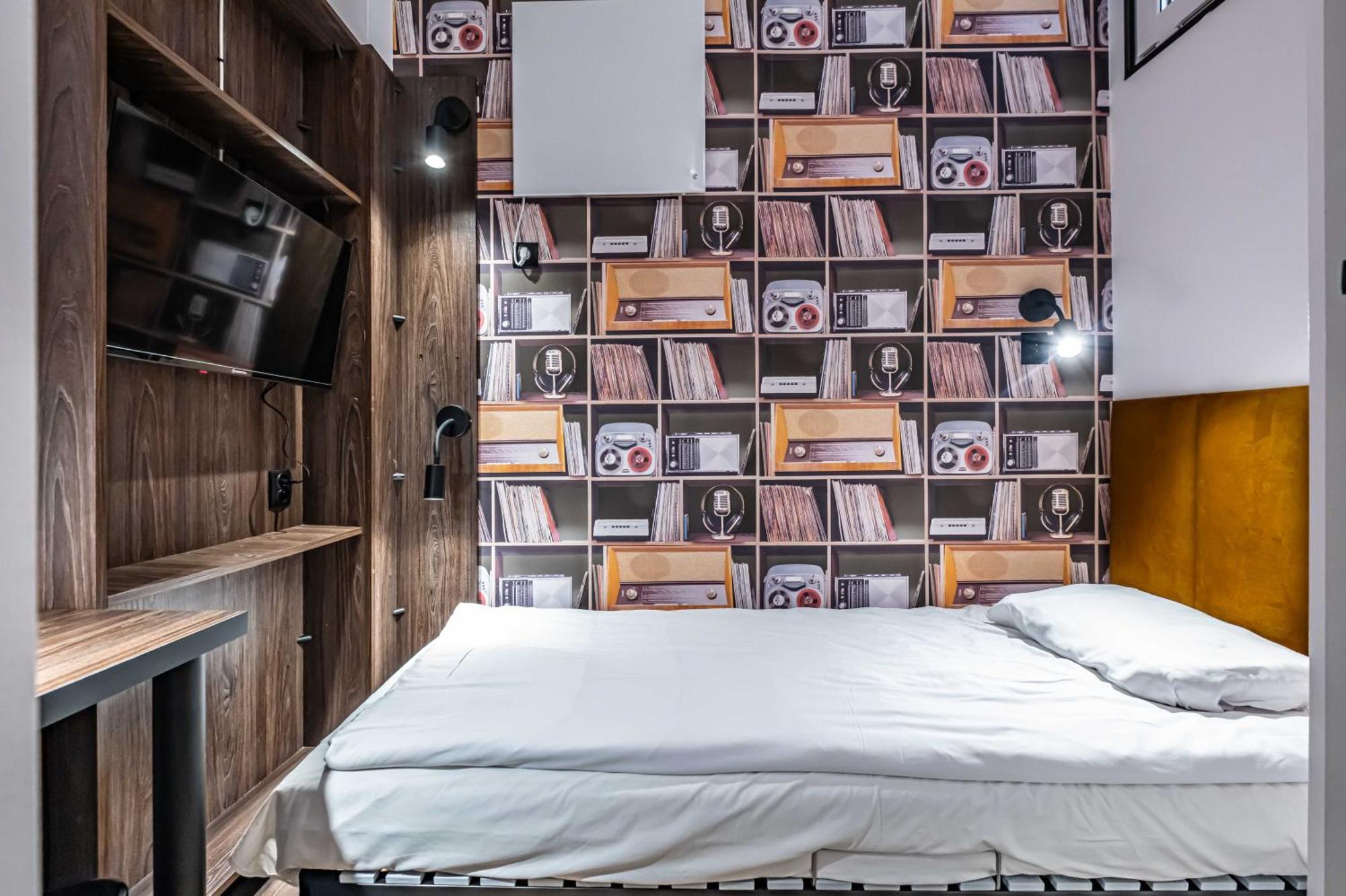 Vola Hostel 华沙 外观 照片