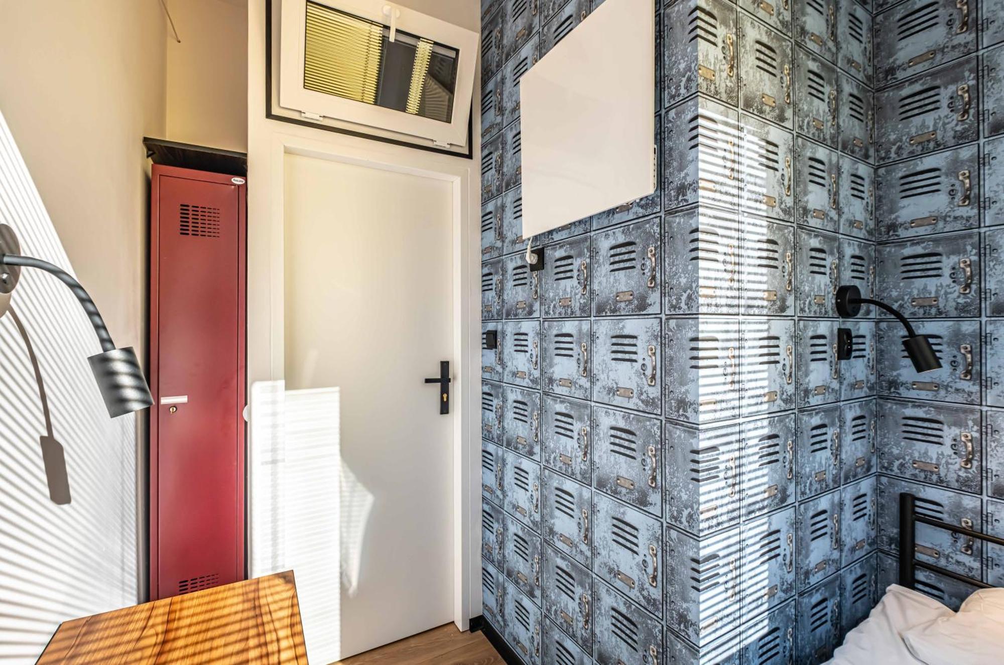 Vola Hostel 华沙 外观 照片
