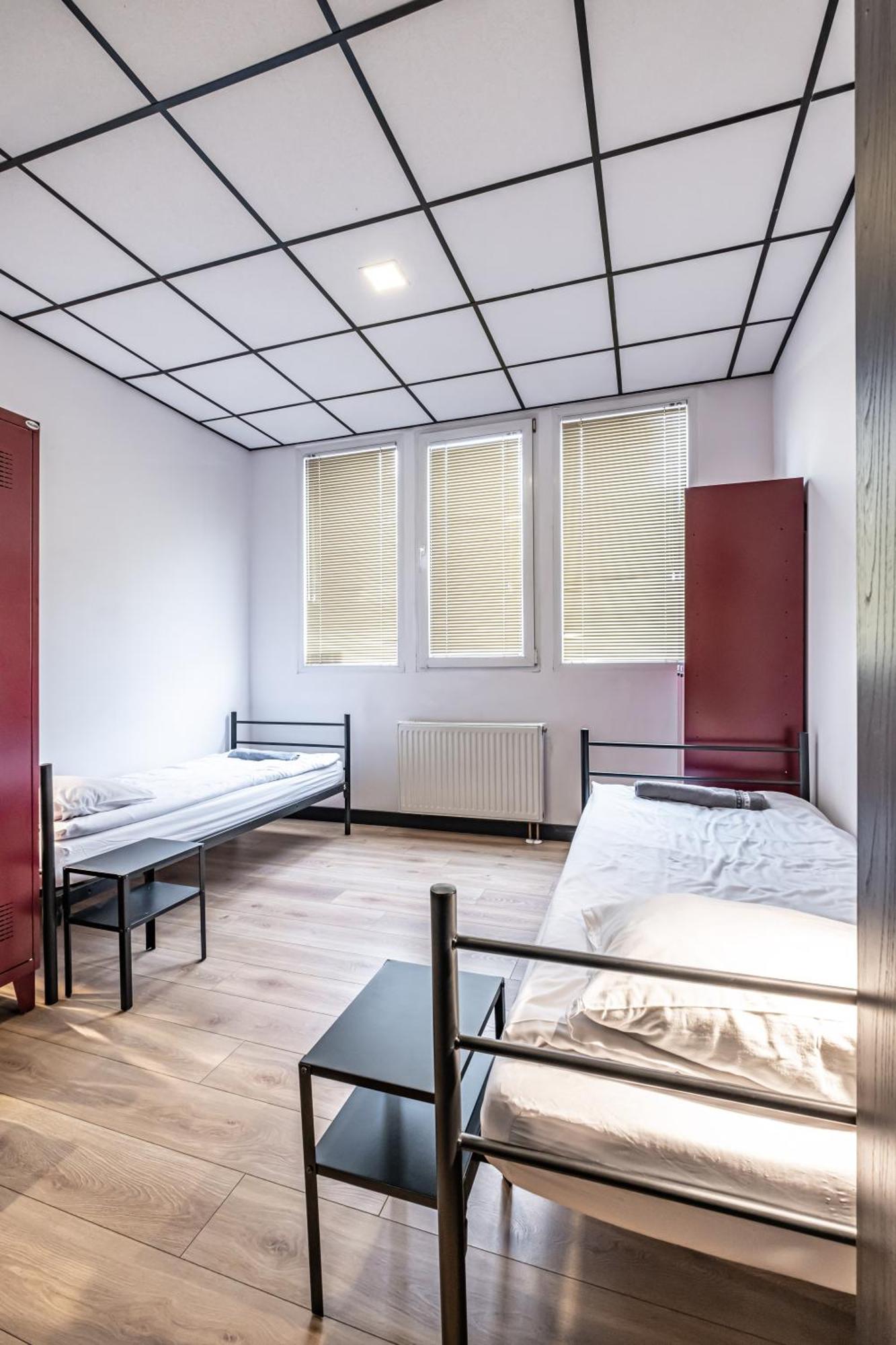 Vola Hostel 华沙 外观 照片