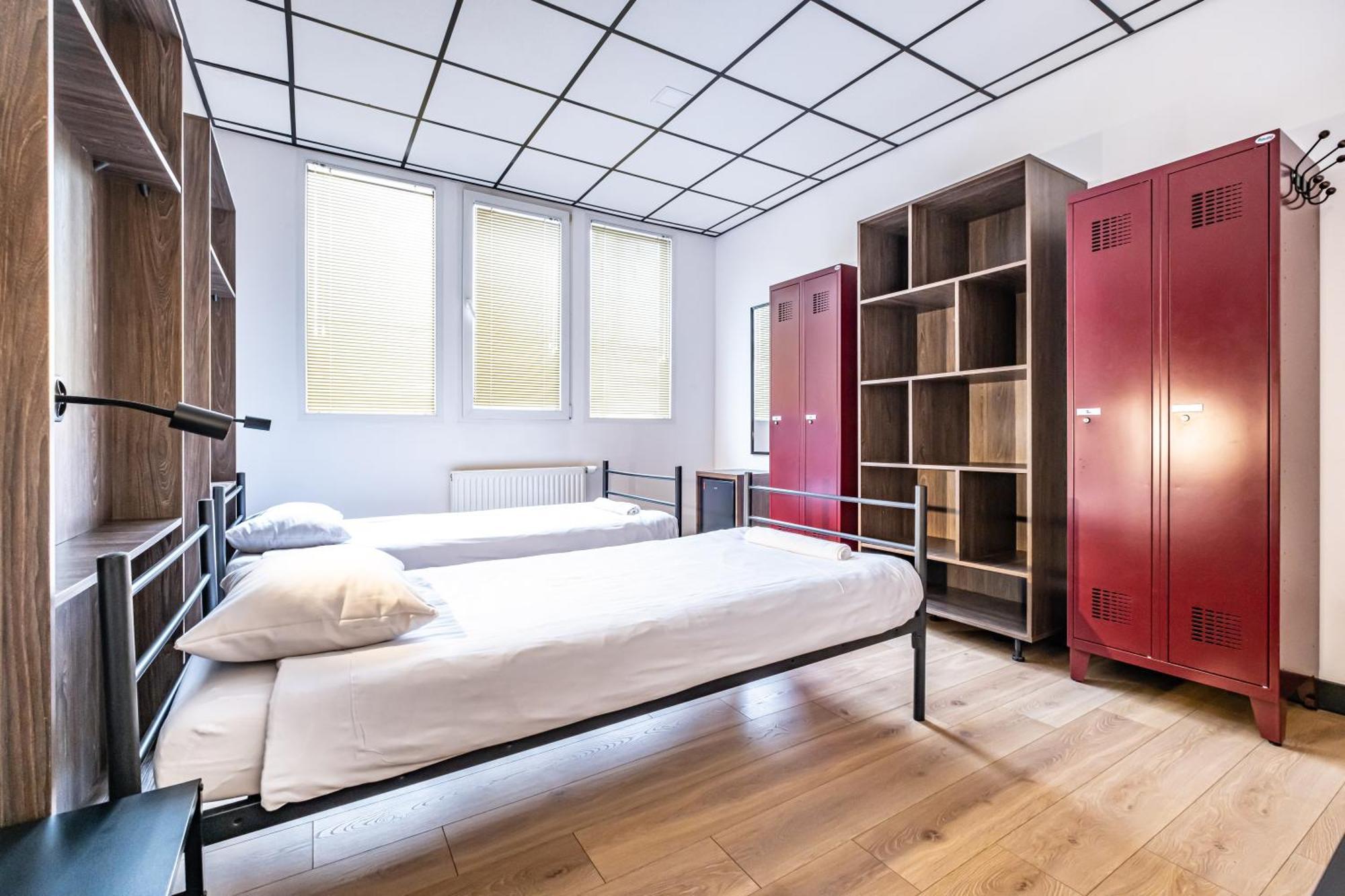Vola Hostel 华沙 外观 照片